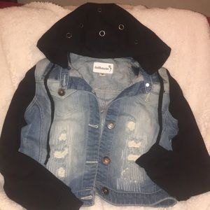 🔥SPORTY HOODED JEAN JACKET🔥
